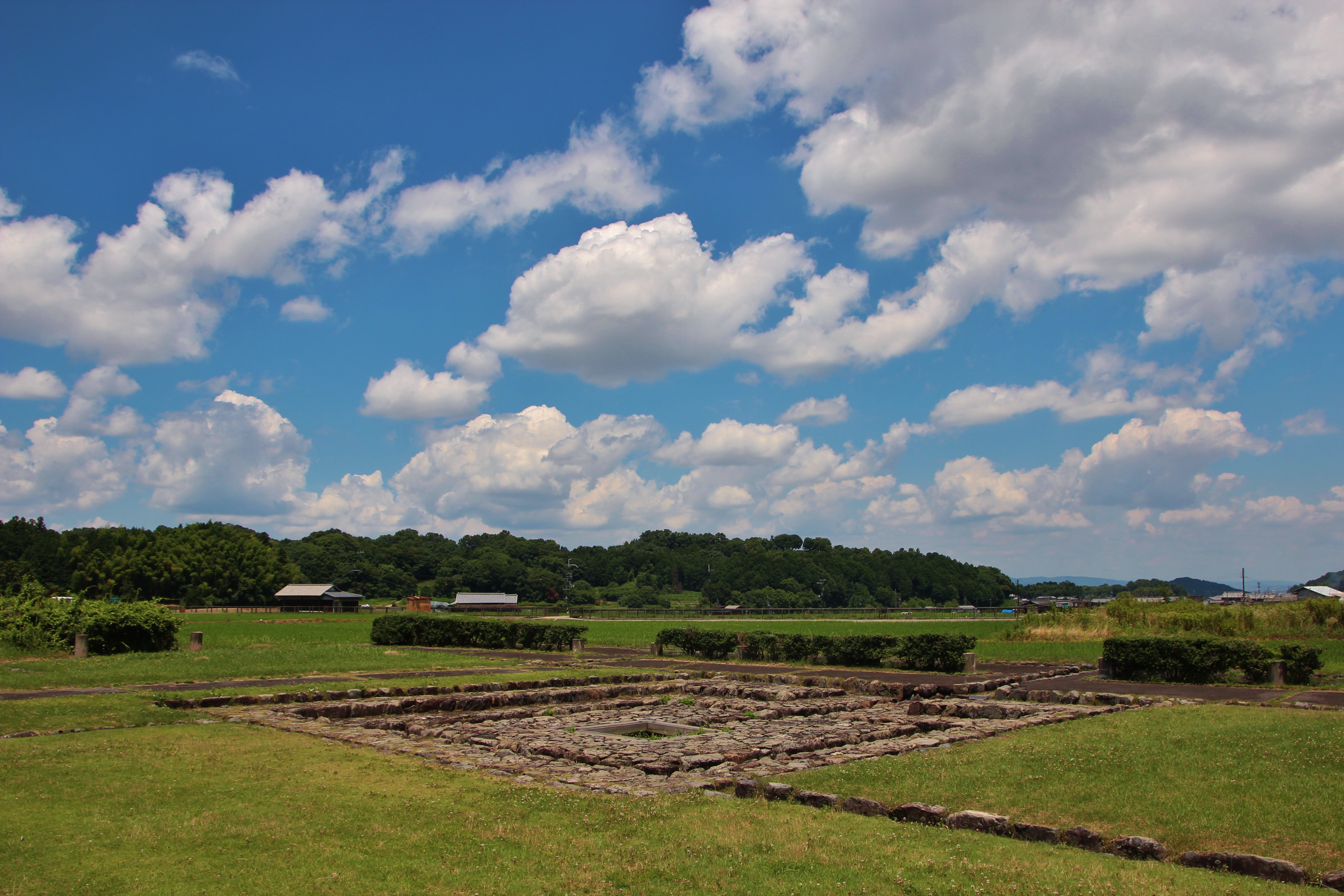 はじまりの地を訪ねる